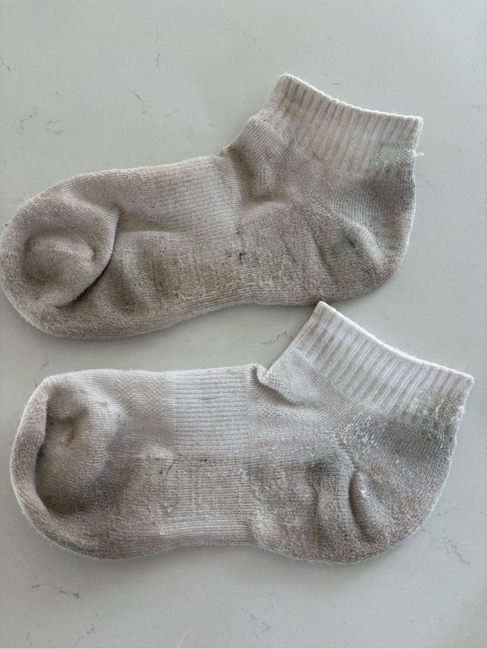 Women’s Low-Cut PUMA Athletic Socks in WELL WORN white